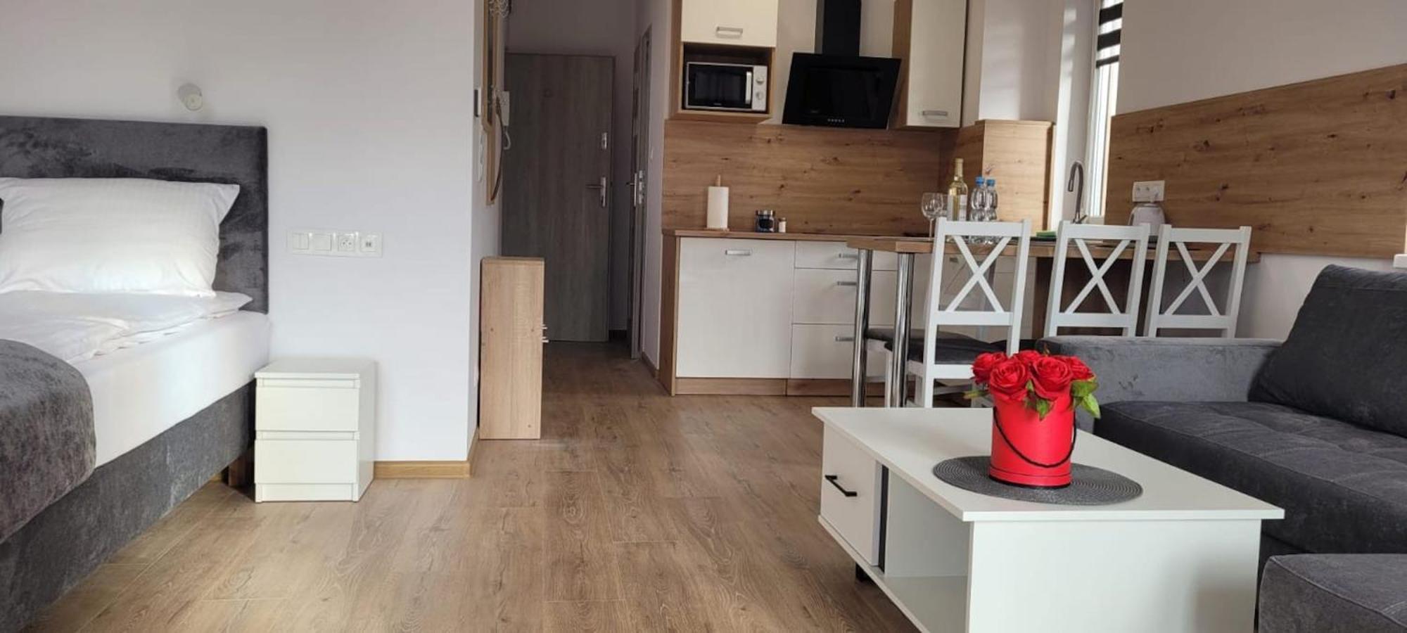 Kolorowe Cieplice - Apartamenty Z Widokiem Na Karkonosze Jelenia Gora Exterior photo