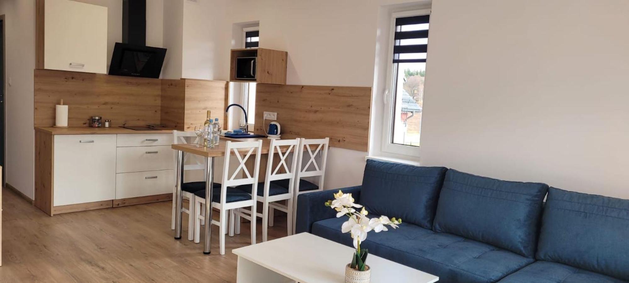 Kolorowe Cieplice - Apartamenty Z Widokiem Na Karkonosze Jelenia Gora Exterior photo